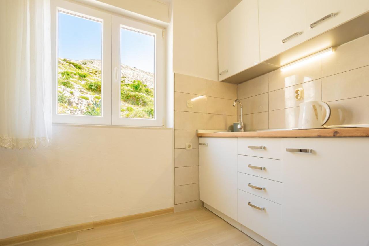 Magdalena With Mountain And Seaview Apartment Metajna Room photo